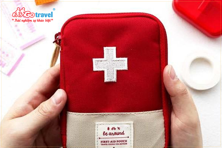 Đừng quên chuẩn bị một số vật dụng y tế cần thiết cho chuyến đi du lịch Huế tự túc