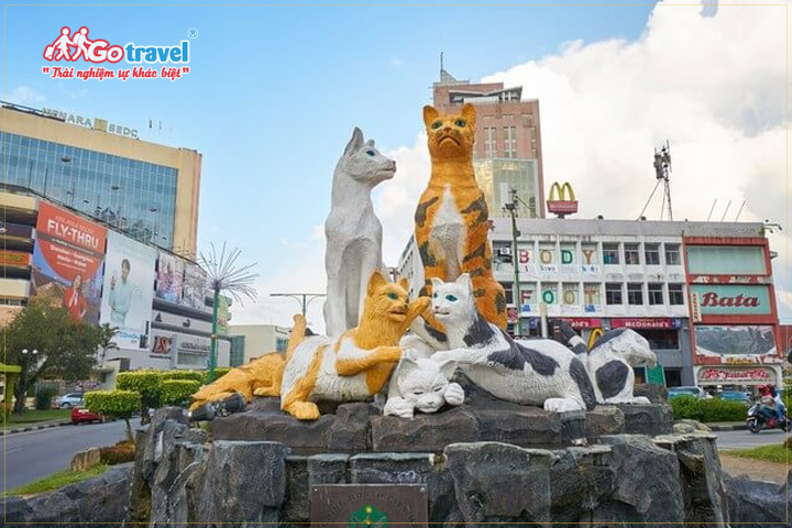 Thành phố mèo Kuching độc đáo
