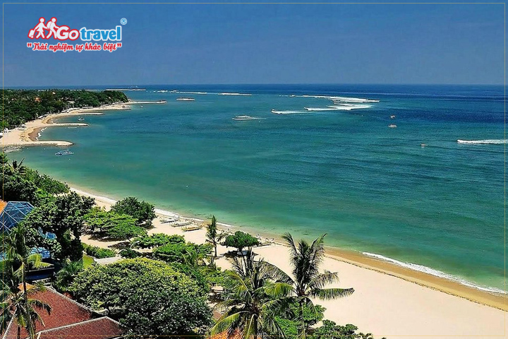 Bãi biển Kuta - một trong những bãi biển đẹp nhất ở Bali.