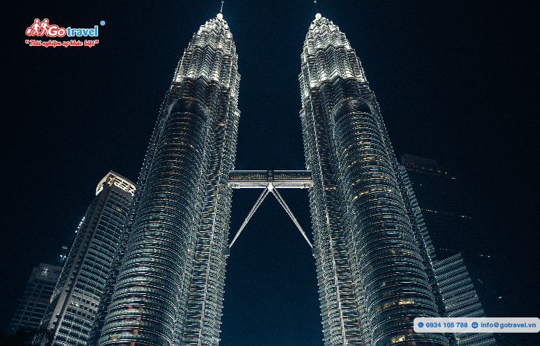 Tháp đôi Petronas, biểu tượng của đất nước Malaysia