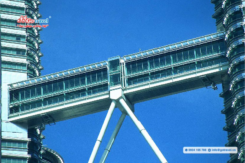 Cây cầu Skybridge kết nối hai tòa tháp Petronas