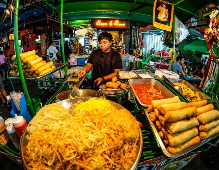 Chi phí ăn uống khi du lịch Thái Lan tự túc 3 ngày 2 đêm